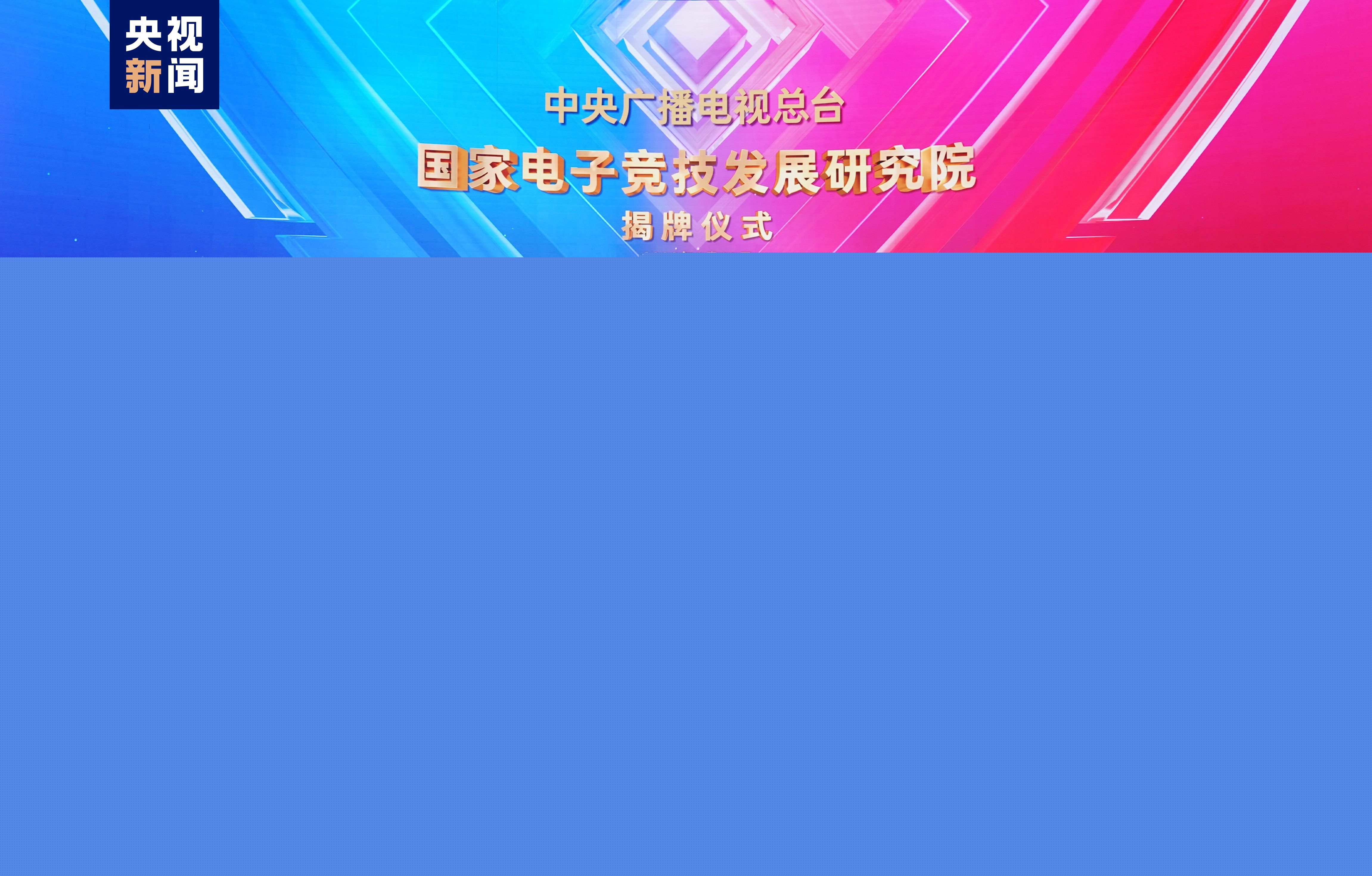 軍機(jī)空運(yùn)的奶粉到貨了，美國(guó)奶粉荒卻還沒(méi)結(jié)束，加拿大躺槍